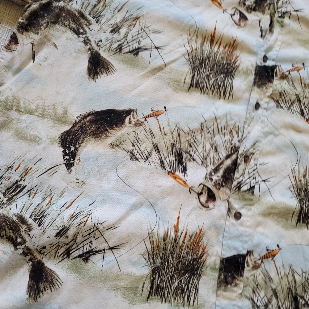 Euc Fly Fishing Polo View 3